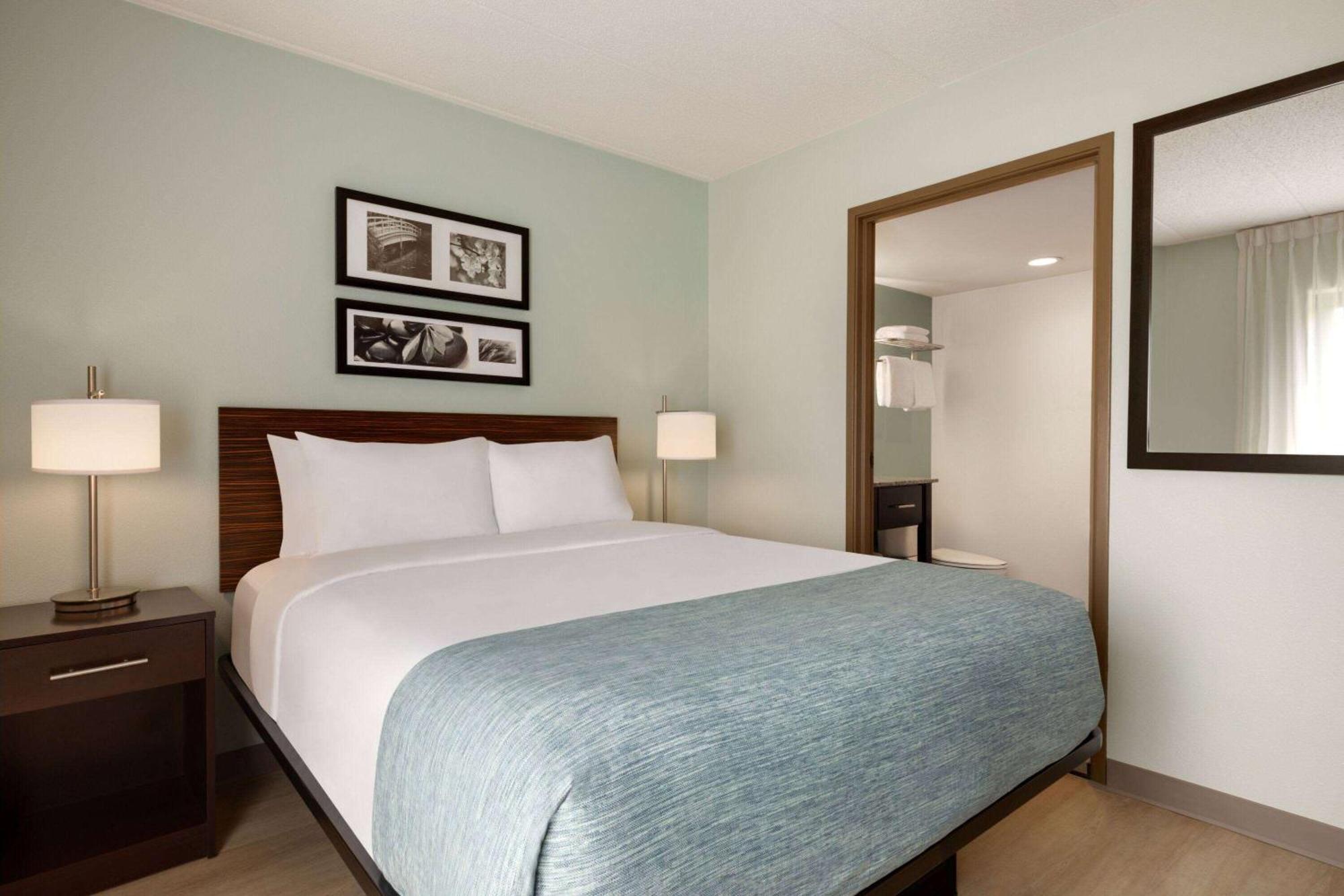 Wingate By Wyndham Salisbury Hotel Eksteriør billede